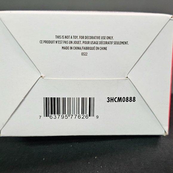 DC Comics BLACK ADAM MOVIE Hallmark Christmas Ornament NEW in Box - Picture 5 of 5